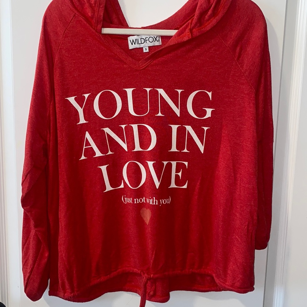 Read wild fox pull over sweater